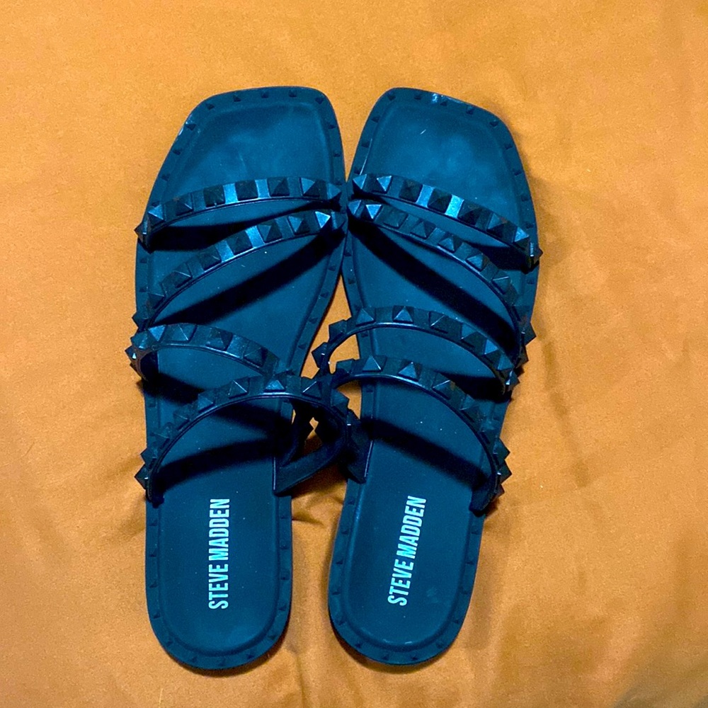 Selling a pair of Steve Madden black studded sandals.